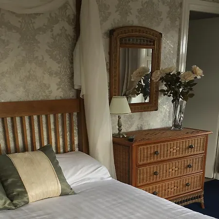 The Ivanhoe, Scarborough Scarborough