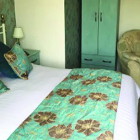 The Ivanhoe, Scarborough 3* スカーバラ
